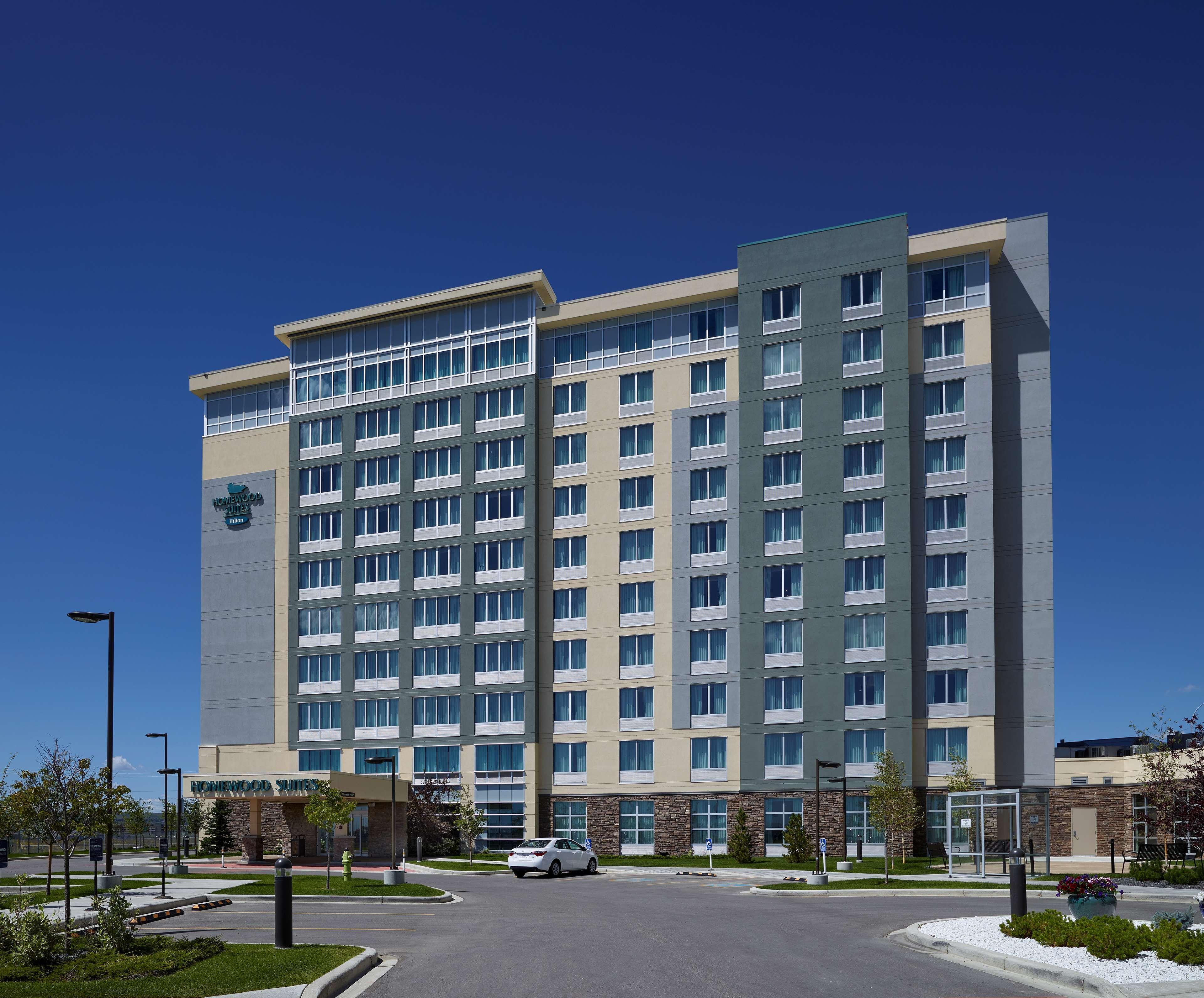 Homewood Suites Calgary Airport Exterior foto